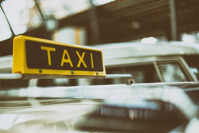 Gatwick Airport to Dover Taxi Transfers